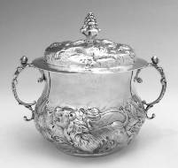 Caudle cup porringer Charles II