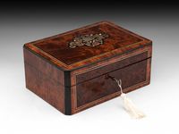 Antique Thuya Jewellery Box-10